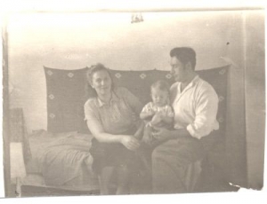 «Мама говорила, что художником её сделали арест и ссылка» / О Еве Левиной-Розенгольц () «Мама говорила, что художником её сделали арест и ссылка» / О Еве Левиной-Розенгольц