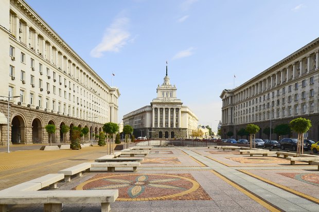 «Мы устали, мы уходим»