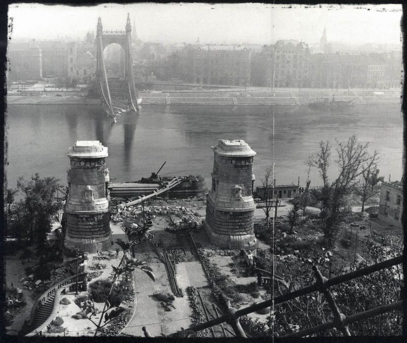 Падение Пешта. Начало штурма Буды () Падение Пешта. Начало штурма Буды