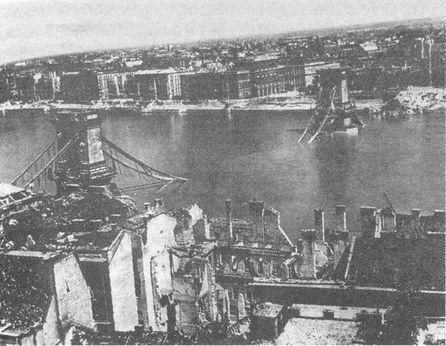 Падение Пешта. Начало штурма Буды () Падение Пешта. Начало штурма Буды