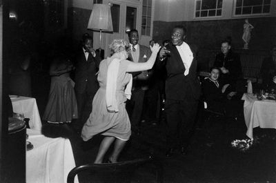 Первый приезд американских артистов в оттепельный Ленинград – в 1955 году () Первый приезд американских артистов в оттепельный Ленинград – в 1955 году