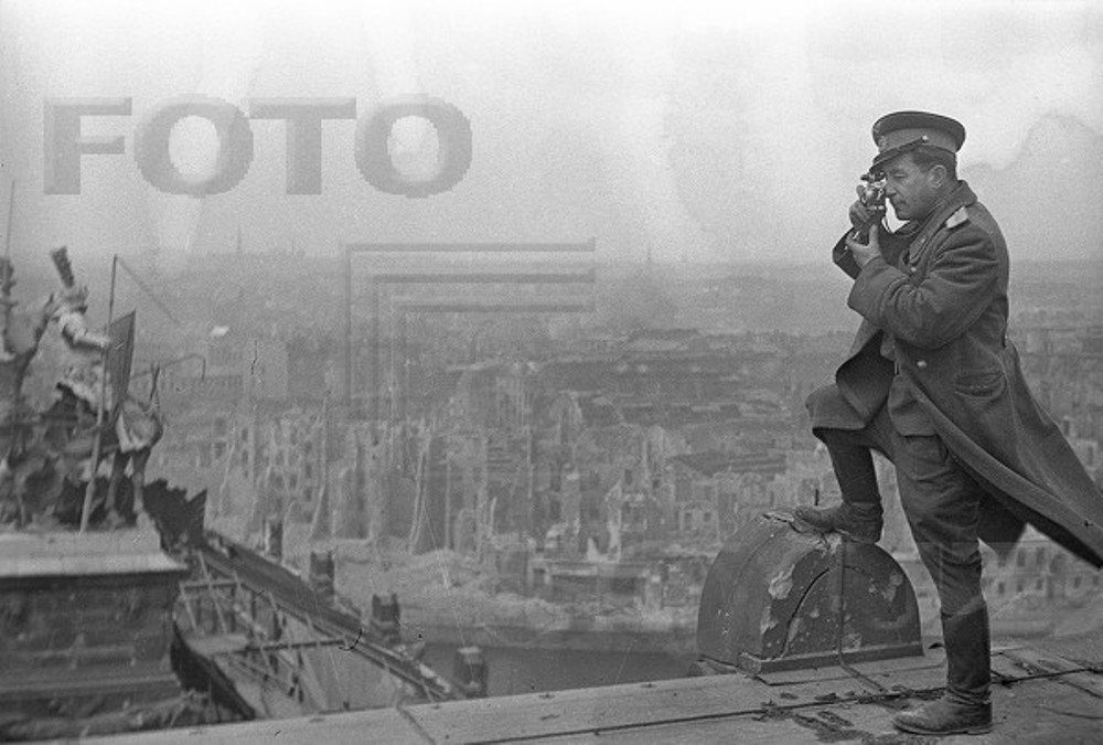 Рейхстаг в руинах. Подборка фото. () Рейхстаг в руинах. Подборка фото.