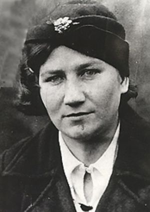 Сталь и цветы. Слово к Международному женскому дню