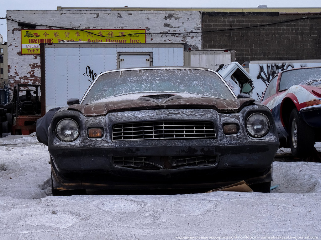 Старые автомобили на улицах Нью-Йорка. Фоторепортаж () Старые автомобили на улицах Нью-Йорка. Фоторепортаж