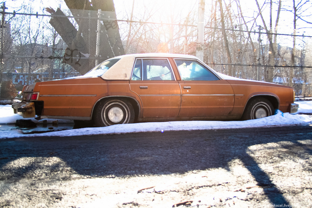 Старые автомобили на улицах Нью-Йорка. Фоторепортаж () Старые автомобили на улицах Нью-Йорка. Фоторепортаж