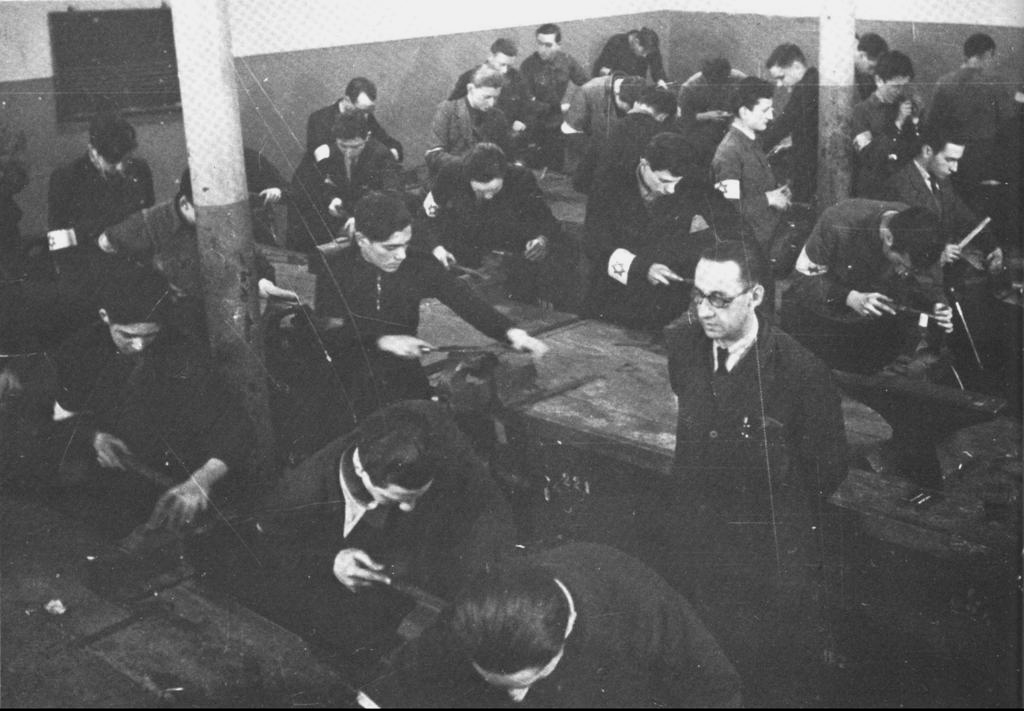 Варшава, гетто. Ч.2 () Варшава, гетто. Ч.2