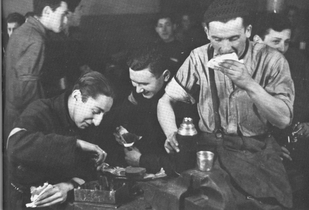 Варшава, гетто. Ч.2 () Варшава, гетто. Ч.2