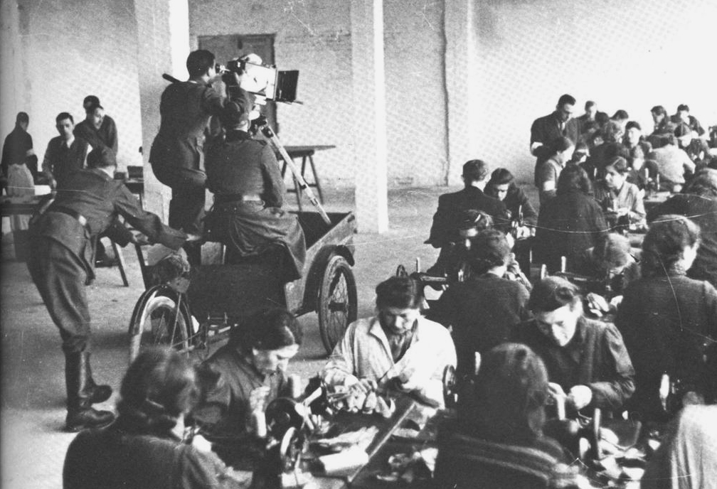 Варшава, гетто. Ч.2 () Варшава, гетто. Ч.2