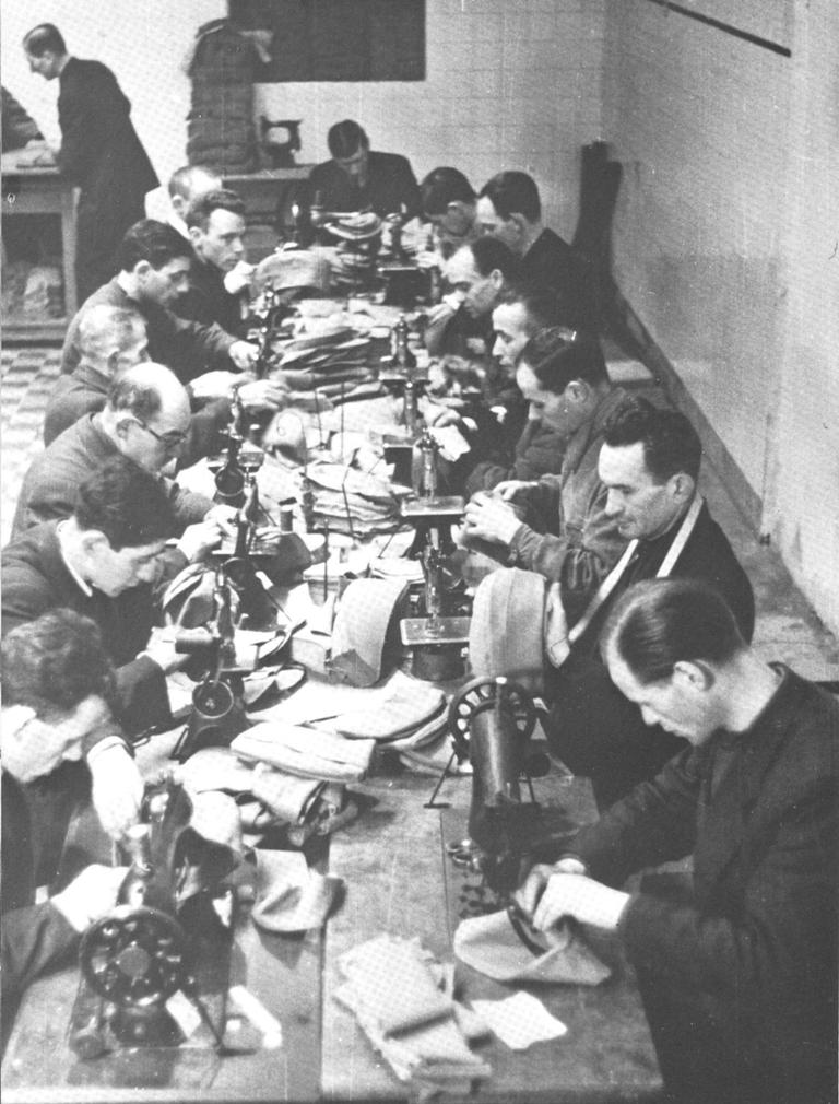 Варшава, гетто. Ч.2 () Варшава, гетто. Ч.2