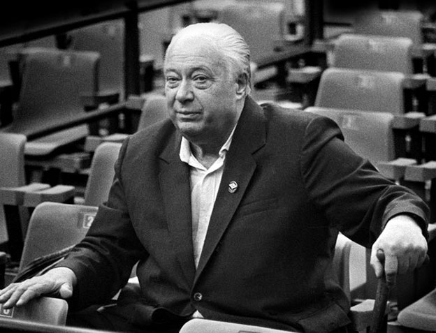 Вспоминая Суперсерию СССР – Канада () Вспоминая Суперсерию СССР – Канада