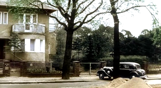 Берлин. По следам Штирлица () Берлин. По следам Штирлица