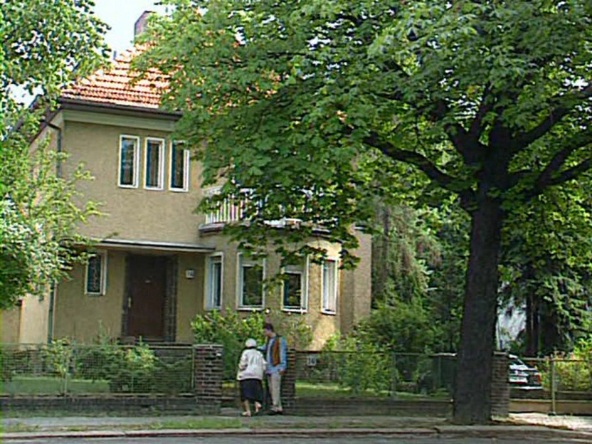 Берлин. По следам Штирлица () Берлин. По следам Штирлица