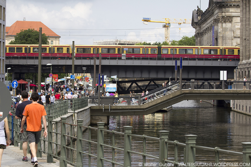 Берлин. По следам Штирлица () Берлин. По следам Штирлица