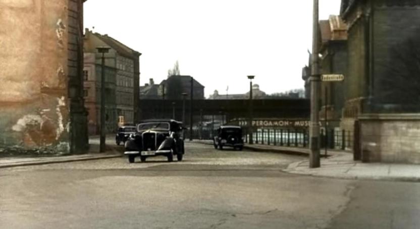 Берлин. По следам Штирлица () Берлин. По следам Штирлица