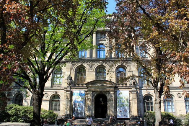 Берлин. По следам Штирлица () Берлин. По следам Штирлица