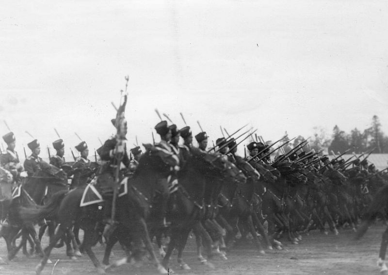 Царское Село. Майский парад войск. 7 мая 1912 () Царское Село. Майский парад войск. 7 мая 1912