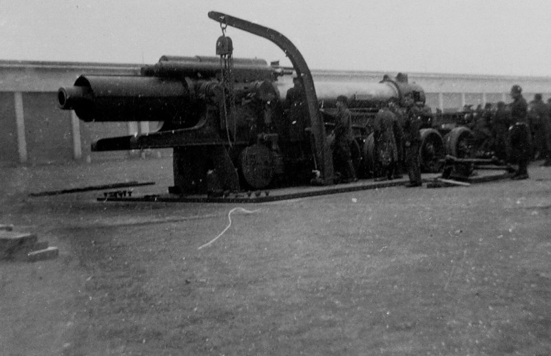 "Длинная рука" () "Длинная рука"