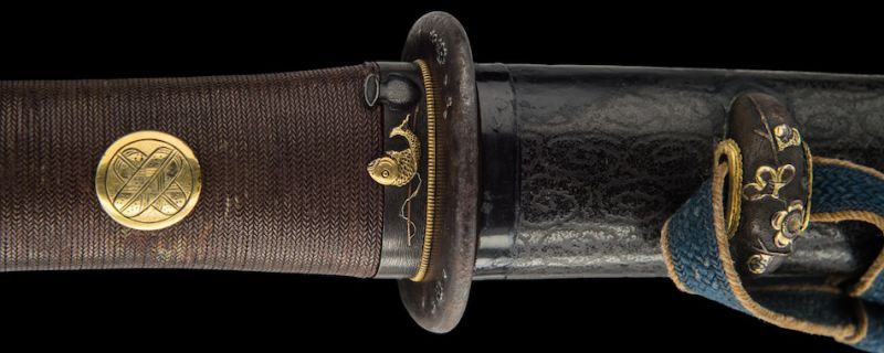 Французский, японский и русский кинжалы () Французский, японский и русский кинжалы