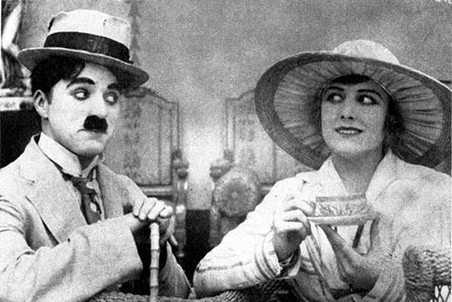 Интересные факты из жизни Чарли Чаплина () Интересные факты из жизни Чарли Чаплина