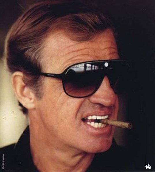 Интересные факты из жизни Жан-Поля Бельмондо () Интересные факты из жизни Жан-Поля Бельмондо