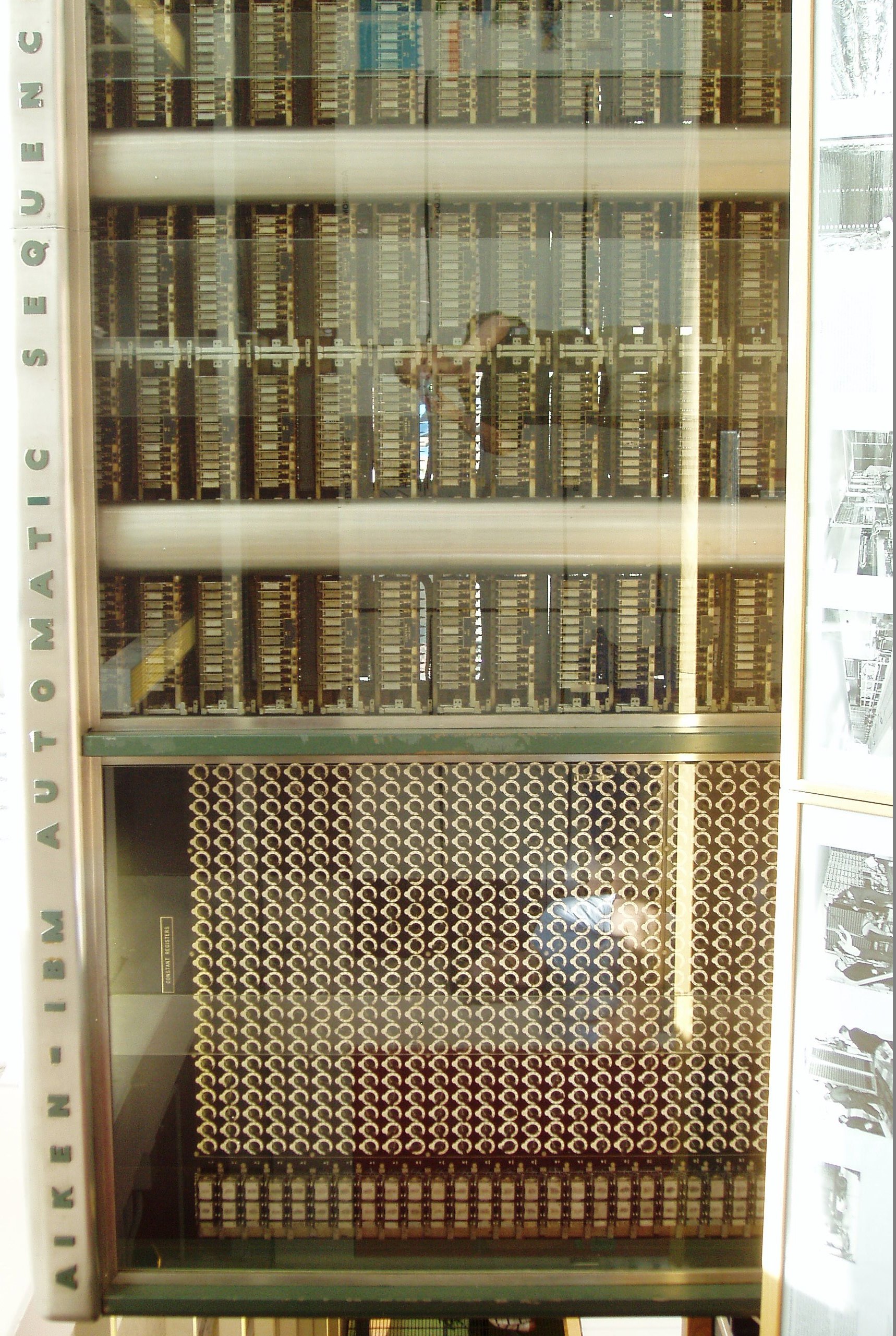 Эволюция компьютера () Эволюция компьютера