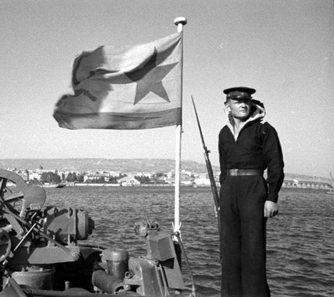 Как 55 морпехов освободили Николаев от 700 фашистов