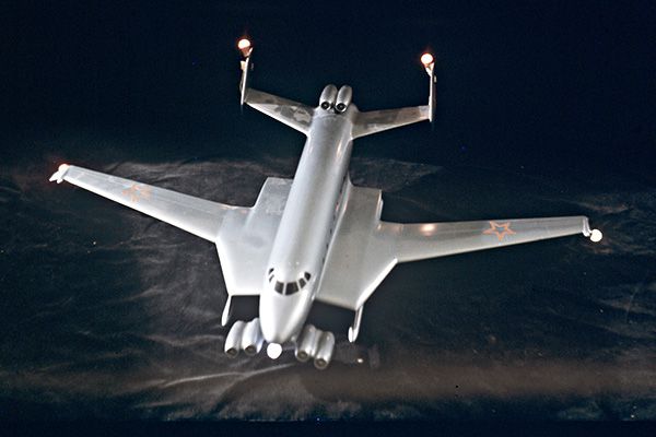 Как итальянский аристократ стал гениальным советским авиаконструктором () Как итальянский аристократ стал гениальным советским авиаконструктором