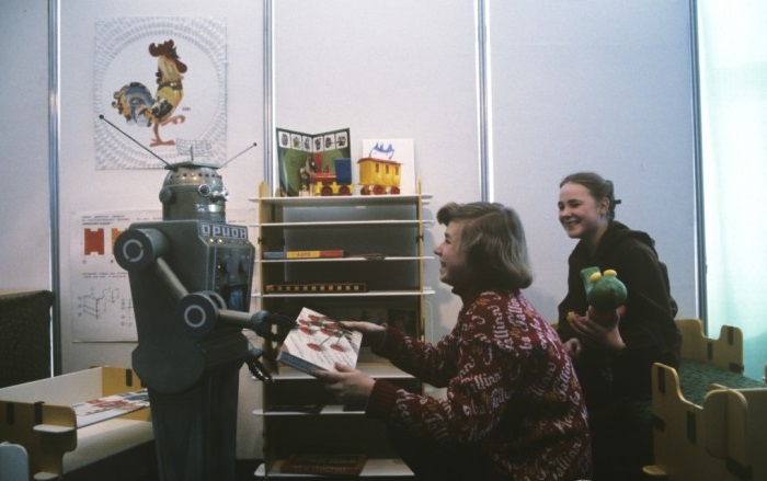 Как в 1960-е простой народ предлагал строить коммунизм () Как в 1960-е простой народ предлагал строить коммунизм