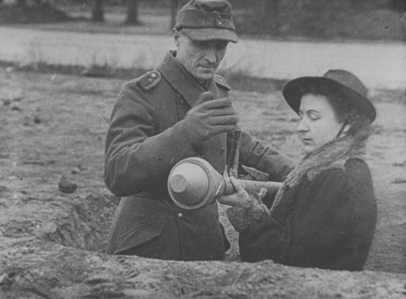 Как вермахт готовился к решающей битве за Берлин () Как вермахт готовился к решающей битве за Берлин