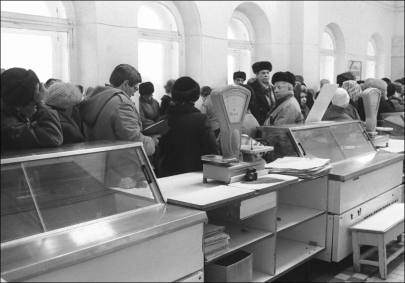 Каким он был, дефицит в СССР? Вспоминаем в галерее «Дилетанта»