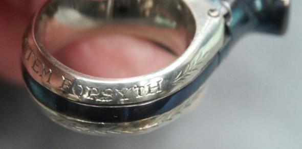 Кольцо Форсайта () Кольцо Форсайта