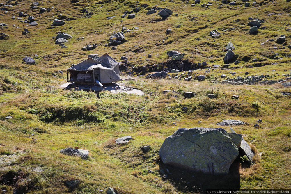 Крепость перевала Сен-Готард. Artilleriewerk San Carlo. () Крепость перевала Сен-Готард. Artilleriewerk San Carlo.