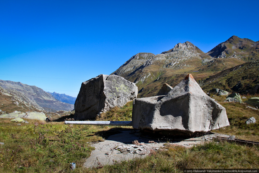 Крепость перевала Сен-Готард. Artilleriewerk San Carlo. () Крепость перевала Сен-Готард. Artilleriewerk San Carlo.
