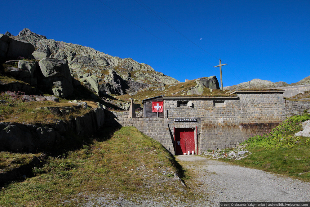 Крепость перевала Сен-Готард. Artilleriewerk San Carlo. () Крепость перевала Сен-Готард. Artilleriewerk San Carlo.