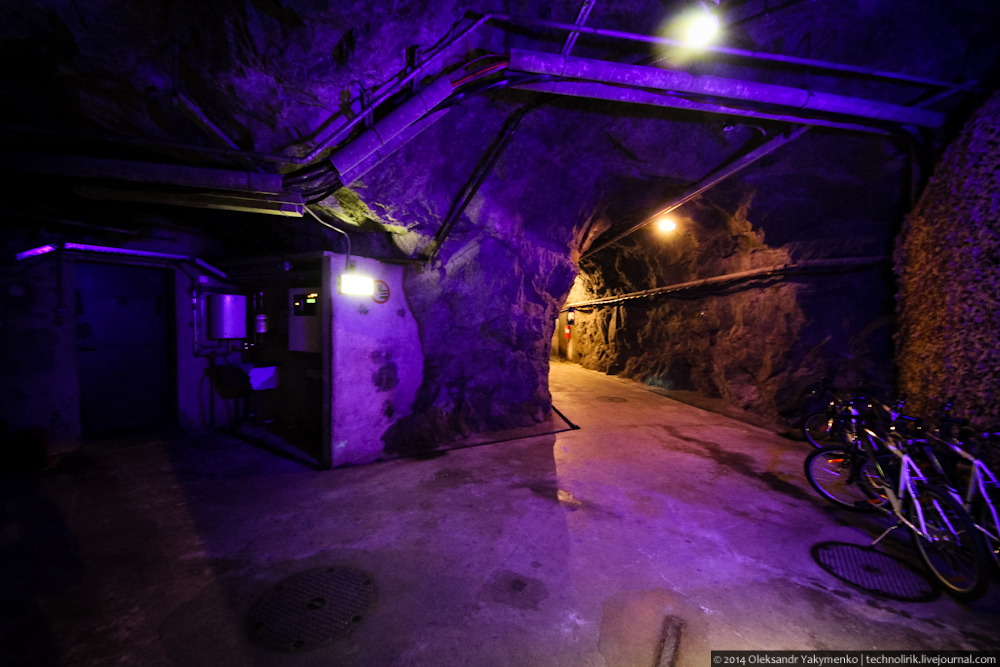 Крепость перевала Сен-Готард. Artilleriewerk San Carlo. () Крепость перевала Сен-Готард. Artilleriewerk San Carlo.