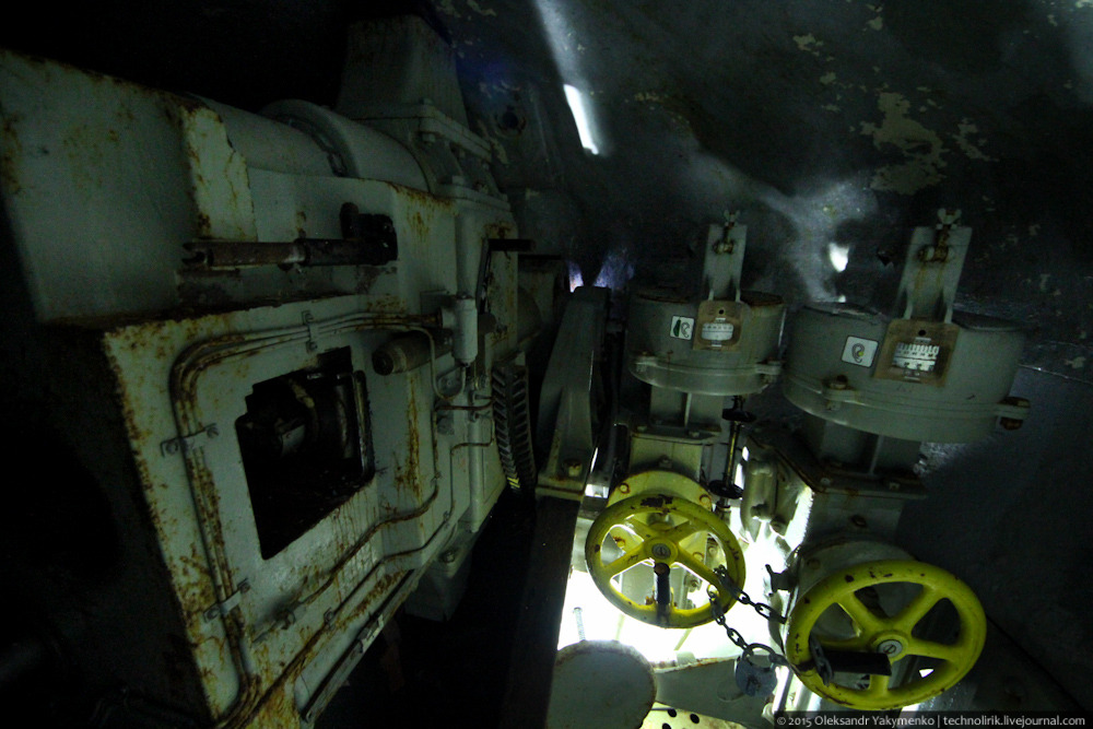 Крепость перевала Сен-Готард. Artilleriewerk San Carlo. () Крепость перевала Сен-Готард. Artilleriewerk San Carlo.