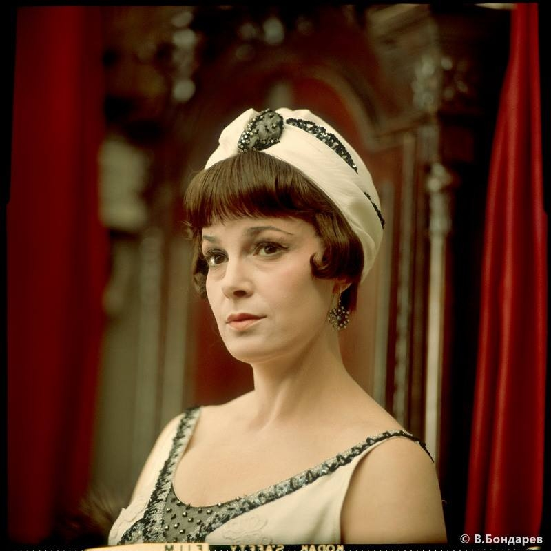 Лица доботоксной эпохи () Лица доботоксной эпохи