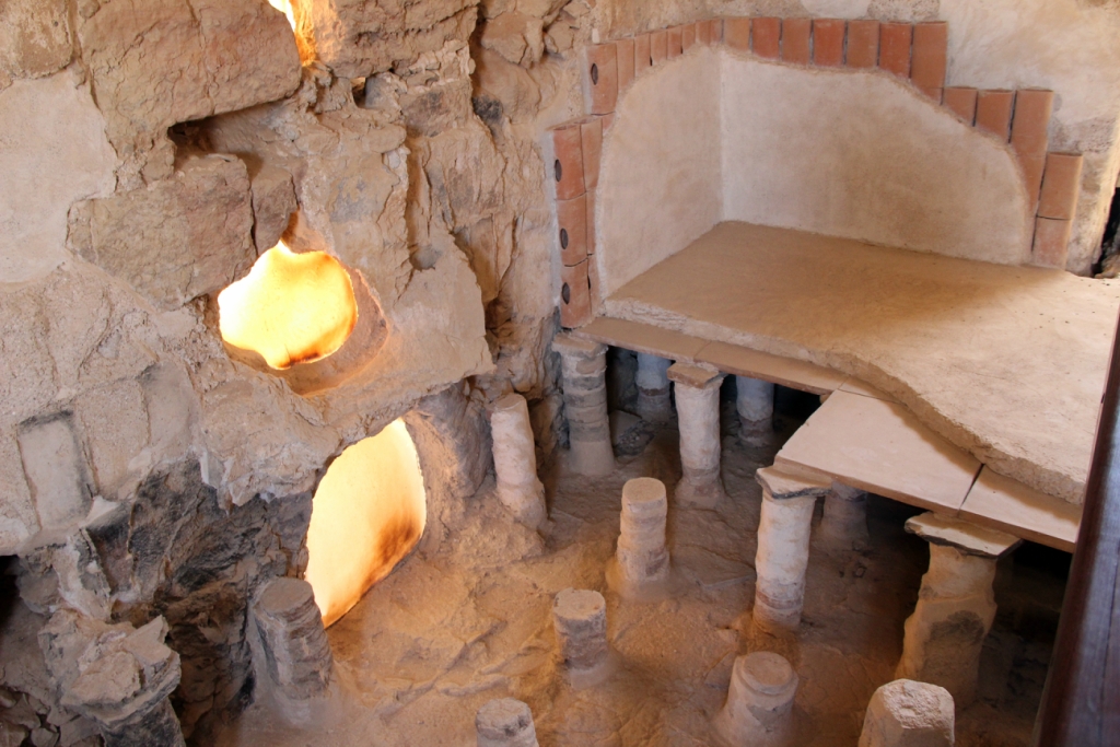 Масада — самая захватывающая крепость древней Палестины () Масада — самая захватывающая крепость древней Палестины