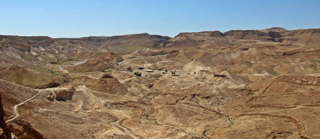 Масада — самая захватывающая крепость древней Палестины () Масада — самая захватывающая крепость древней Палестины