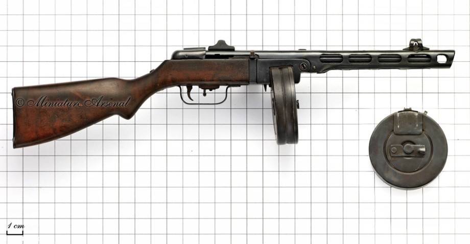 Миниатюрные модели оружия () Миниатюрные модели оружия