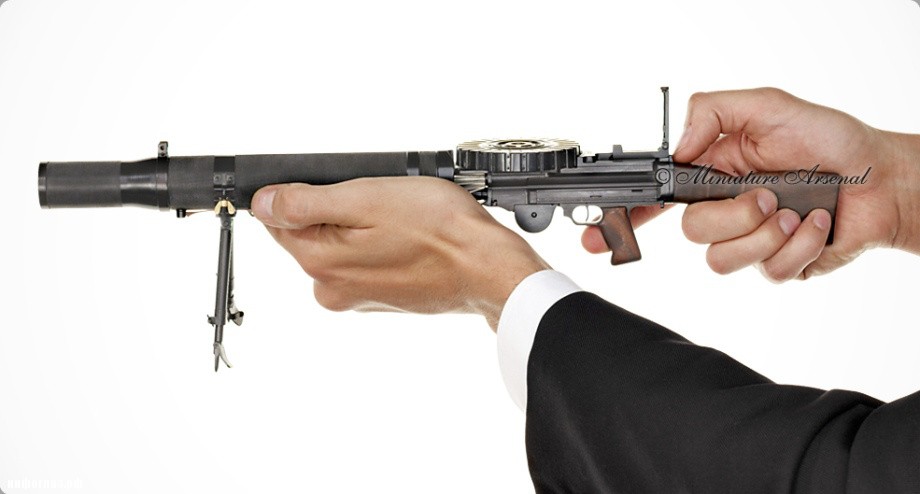 Миниатюрные модели оружия () Миниатюрные модели оружия