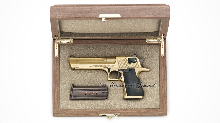 Миниатюрные модели оружия () Миниатюрные модели оружия