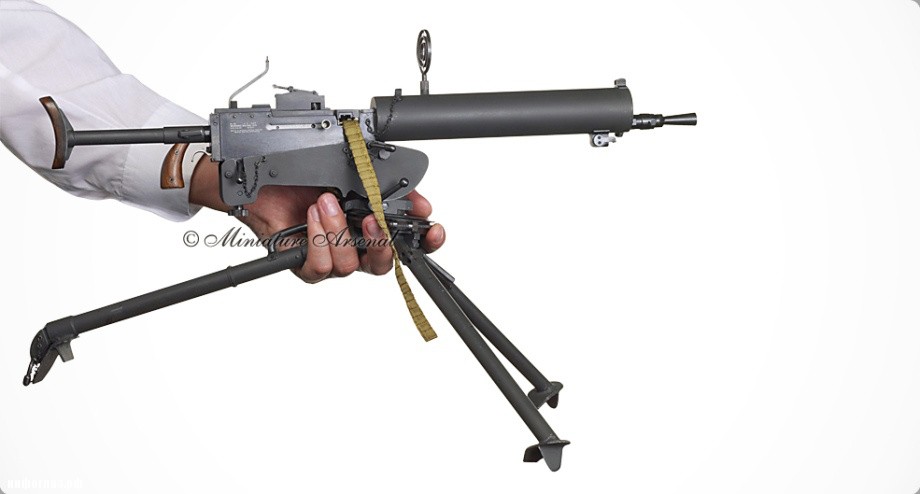 Миниатюрные модели оружия () Миниатюрные модели оружия