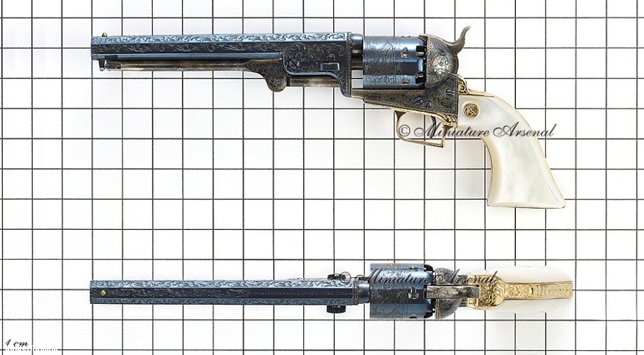 Миниатюрные модели оружия () Миниатюрные модели оружия