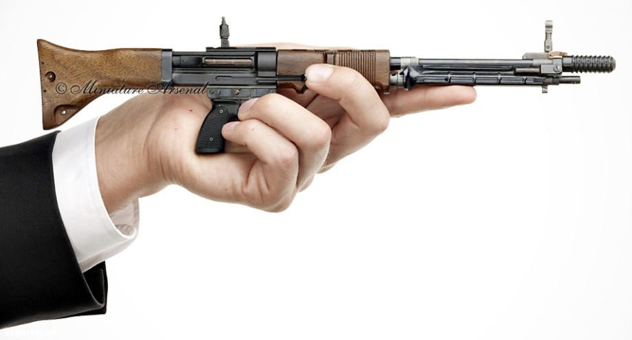 Миниатюрные модели оружия () Миниатюрные модели оружия