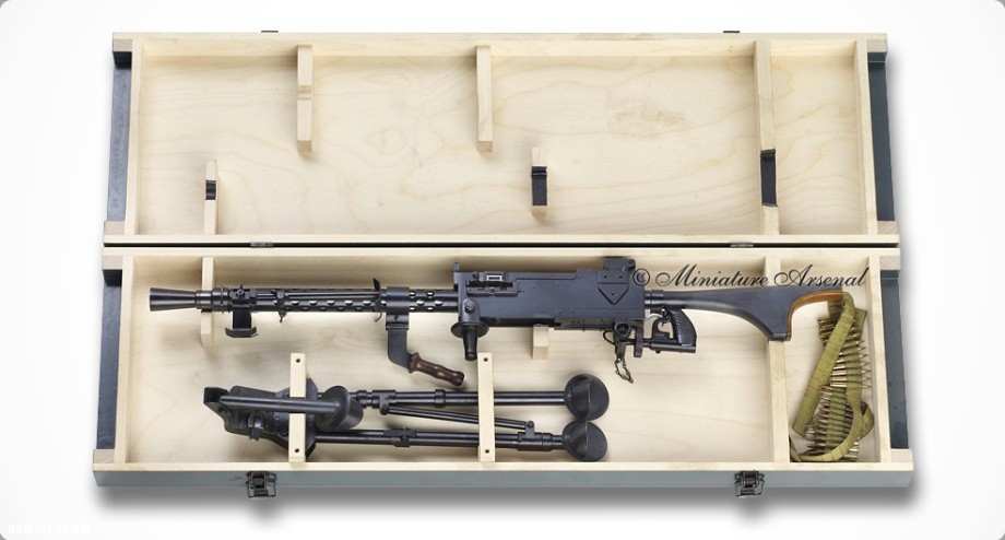 Миниатюрные модели оружия () Миниатюрные модели оружия