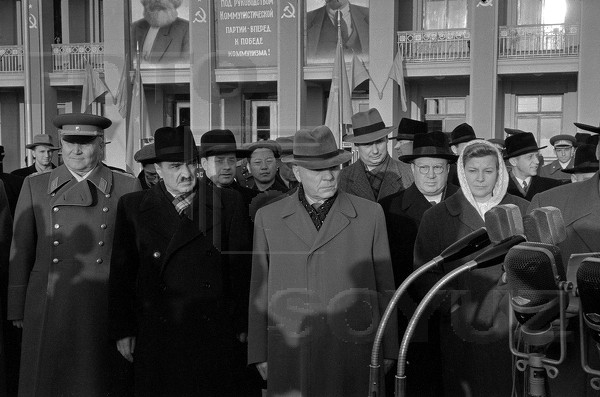 600x600,fs-YSTINOV-02,96,Ust-4225_4.jpg 600x600,fs-YSTINOV-02,96,Ust-4225_4.jpg