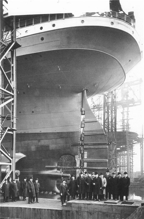 Младший брат "Титаника" () Младший брат "Титаника"