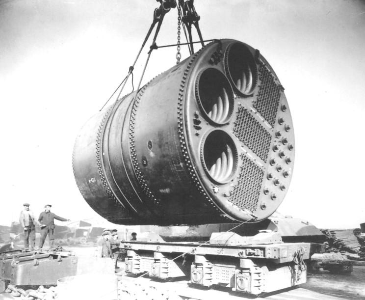 Младший брат "Титаника" () Младший брат "Титаника"