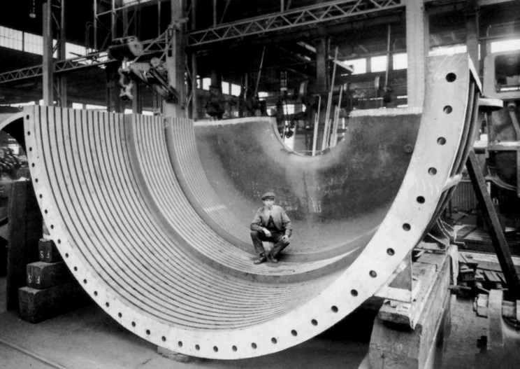 Младший брат "Титаника" () Младший брат "Титаника"